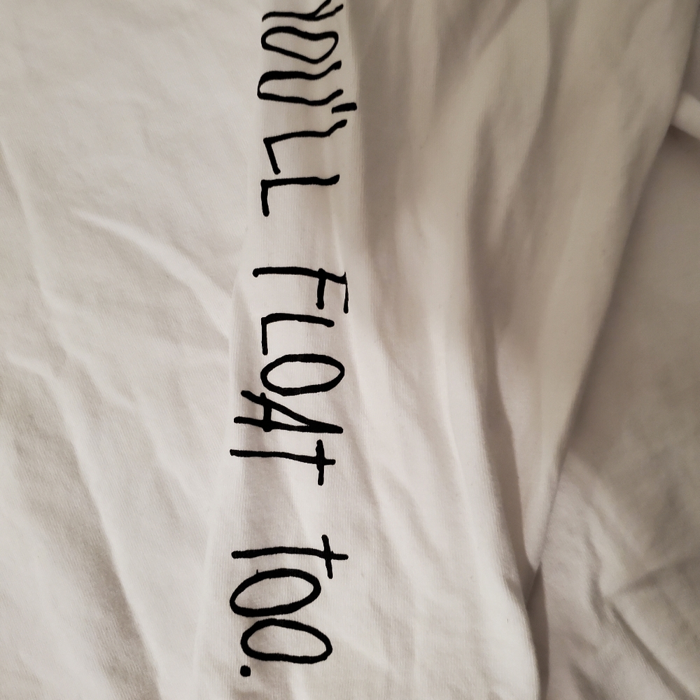 Last Chance!!**It long sleeved top - Picture 5 of 5